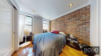 334 E 6th St in New York, NY - Building Photo - Building Photo