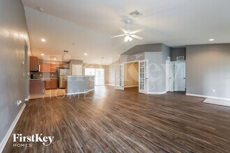 1056 Merry St E in Lehigh Acres, FL - Building Photo - Building Photo