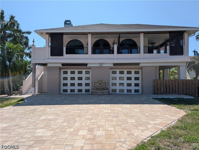 property at 14952 Kimberly Ln