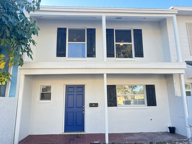 property at 10042 N 52nd St