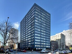 4180 N Marine Dr in Chicago, IL - Building Photo