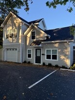 222 E King St in Malvern, PA - Building Photo