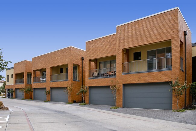 Arthouse at SO7 in Fort Worth, TX - Building Photo - Building Photo