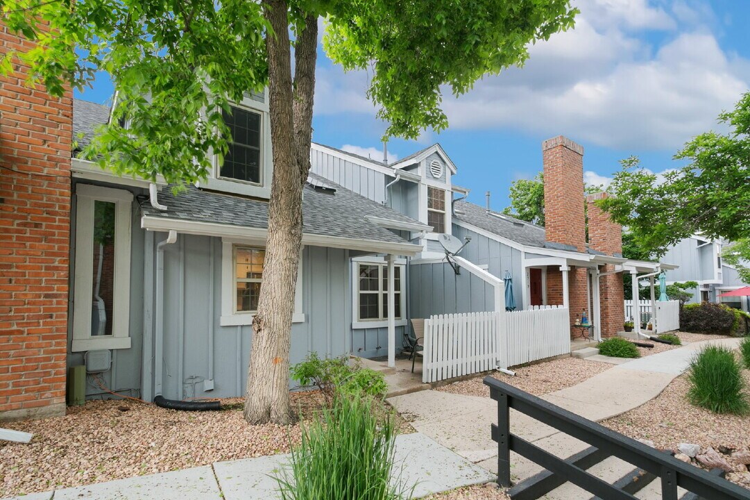 2515 Hatch Cir in Colorado Springs, CO - Building Photo