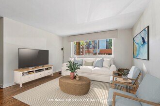 1921 Harrison St in Evanston, IL - Building Photo - Building Photo