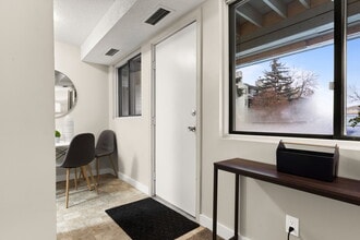 Onyx in Regina, SK - Foto de edificio - Building Photo