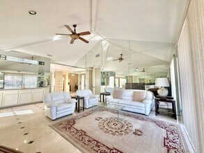 34 Lakeshore Dr in Rancho Mirage, CA - Building Photo - Building Photo