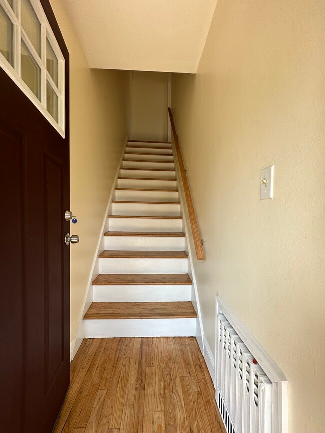 3 Longview Rd, Unit B in Staten Island, NY - Foto de edificio - Building Photo