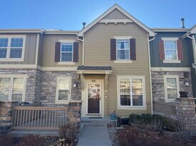 631 Hanging Rock Pl in Castle Rock, CO - Building Photo