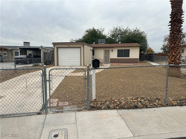 property at 3009 N Crawford St