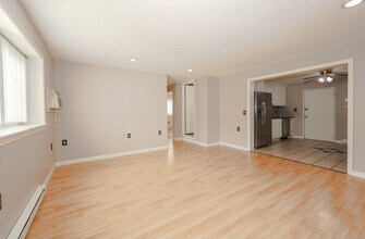 128 Loudon Rd in Concord, NH - Building Photo - Building Photo