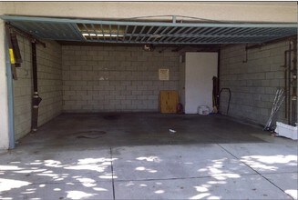 1481 S Shenandoah St in Los Angeles, CA - Foto de edificio - Building Photo