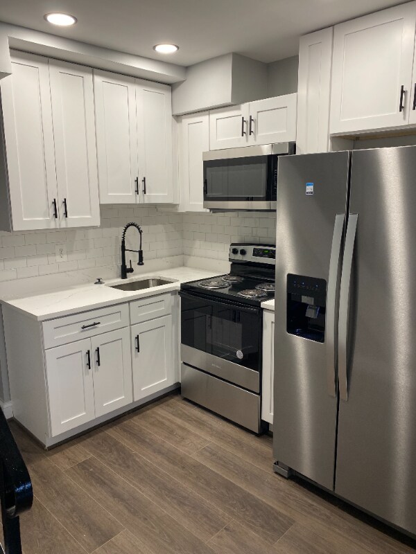 3908 Claremont St in Baltimore, MD - Building Photo - Building Photo
