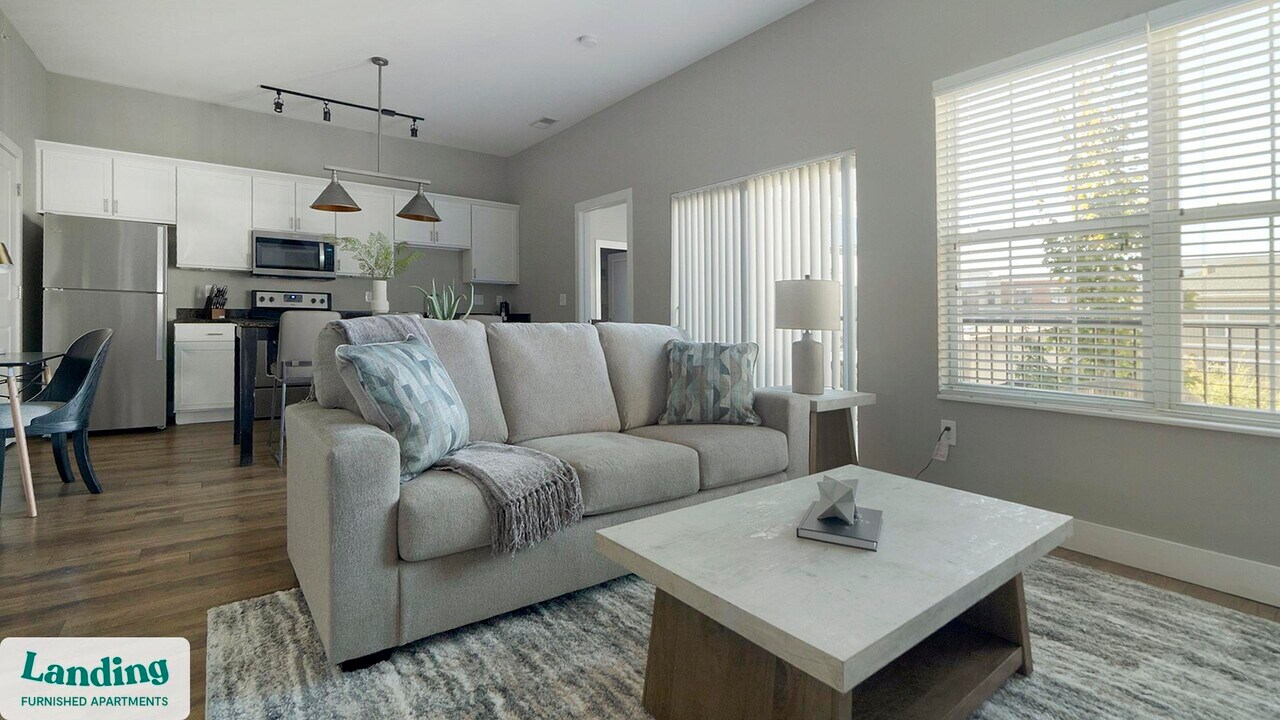 41 E 9th Ave in Columbus, OH - Building Photo