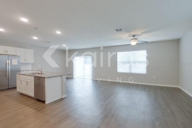 31978 Katelin Cir in Leesburg, FL - Building Photo - Building Photo