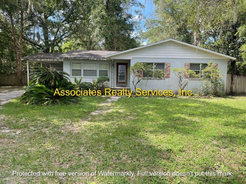 815 NW 35th Ave in Gainesville, FL - Building Photo