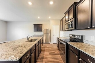 11011 Pinkery Key in Converse, TX - Foto de edificio - Building Photo