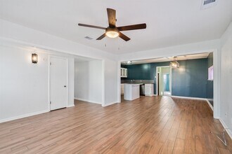 1301 E 2nd St in Del Rio, TX - Building Photo - Building Photo