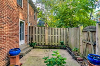 2534 S Arlington Mill Dr, Unit B in Arlington, VA - Building Photo - Building Photo