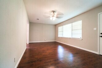 1510 Greenbriar Ave in Pasadena, TX - Building Photo - Building Photo