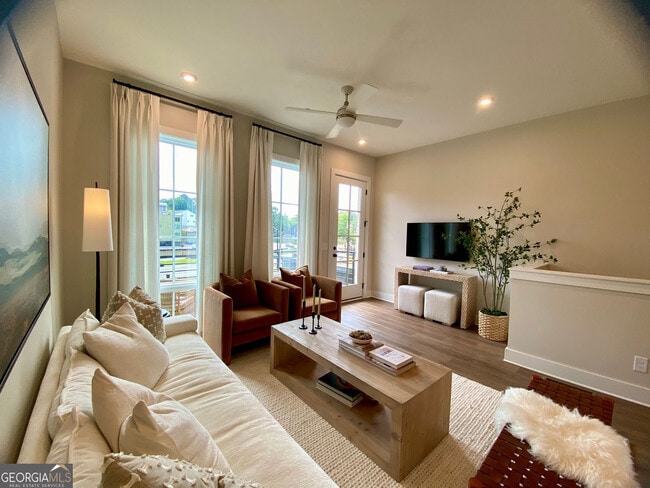 1295 Longreen Ter NW in Atlanta, GA - Building Photo - Building Photo
