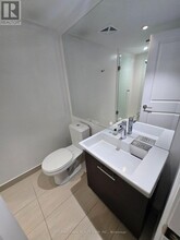 386-3386 Yonge St in Toronto, ON - Building Photo - Building Photo
