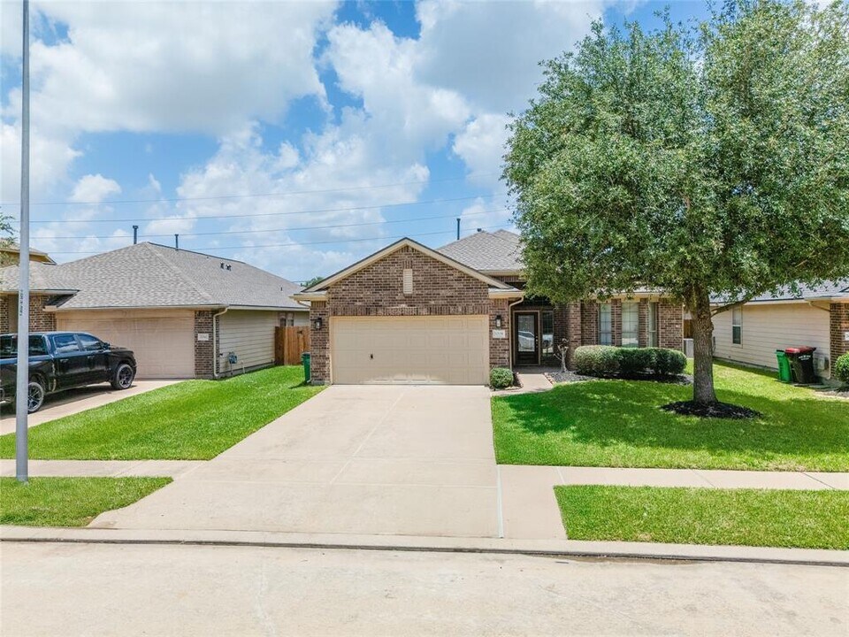 20138 Jasper Oaks Dr in Cypress, TX - Building Photo