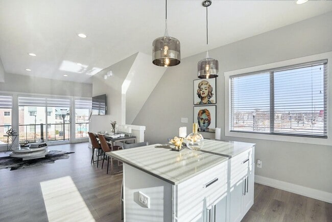 255 W Western Ave in Muskegon, MI - Building Photo - Building Photo