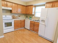3304 Whispering Woods Dr photo'
