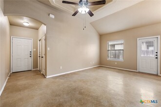 266 Rosalie Dr in New Braunfels, TX - Building Photo - Building Photo
