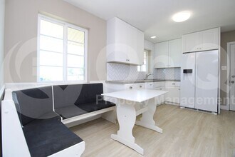 916 E Bethany Home Rd in Phoenix, AZ - Building Photo - Building Photo