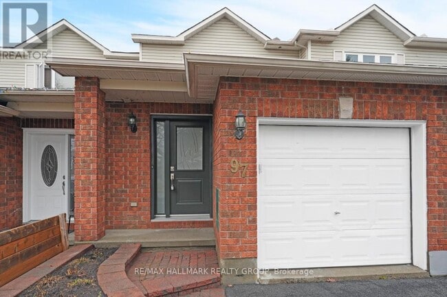97 Forestglade Crescent in Ottawa, ON - Building Photo - Building Photo