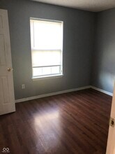8048 Southern Trails Pl in Indianapolis, IN - Building Photo - Building Photo