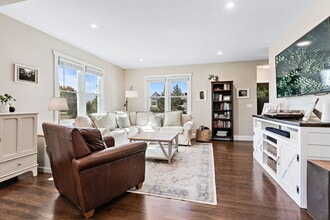 639 Cumnor Ave in Barrington, IL - Building Photo - Building Photo