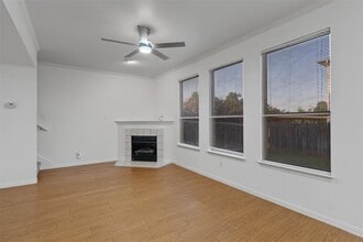 2913 Whisper Oaks Ln in Georgetown, TX - Building Photo - Building Photo