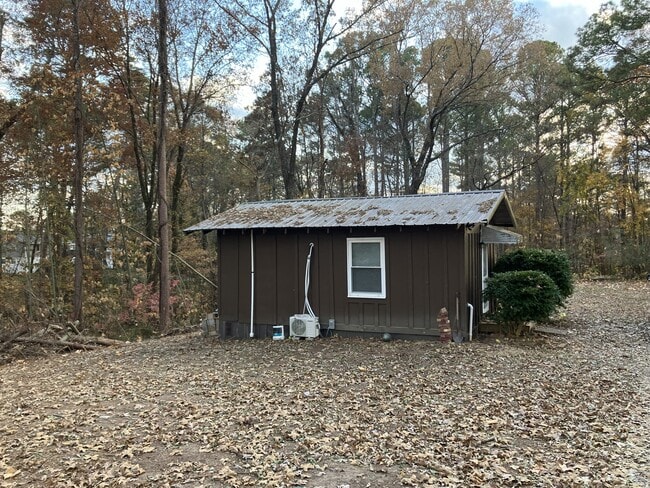 property at 495 Annie Lee Rd