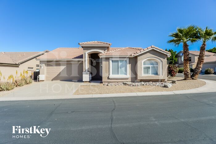 6648 E Russell St in Mesa, AZ - Building Photo