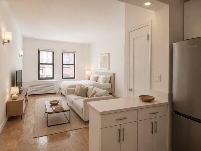 235 W 22nd St