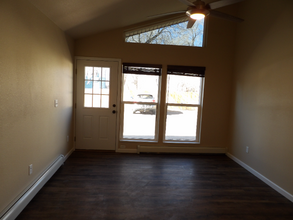 704 Yuma St in Colorado Springs, CO - Foto de edificio - Building Photo