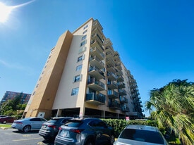 1470 NE 125th Ter, Unit 205