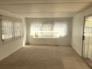 2751 S Kinney Rd in Tucson, AZ - Building Photo - Building Photo