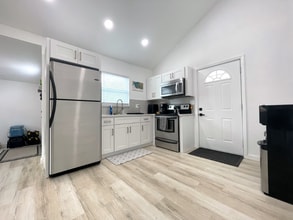 1821 30th Ave N in St. Petersburg, FL - Building Photo - Building Photo