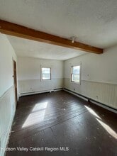 42 S Center St in Millerton, NY - Building Photo - Building Photo