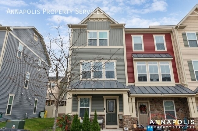 property at 623 Ravenwood Dr