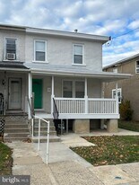 264 Maple Ave in Ambler, PA - Building Photo