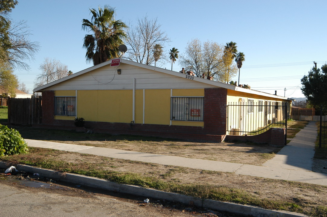 2035 Roca St in San Bernardino, CA - Building Photo