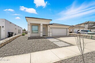 837 Paseo Drusy Pl in Horizon City, TX - Building Photo - Building Photo