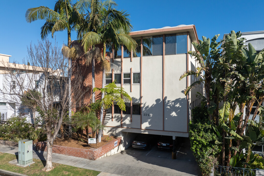 Elm Drive Apartments in Beverly Hills, CA - Building Photo