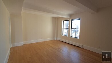 WEST 79 STREET in New York, NY - Building Photo - Building Photo
