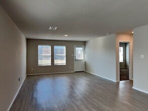 5713 Verracio Ct in San Antonio, TX - Building Photo - Building Photo